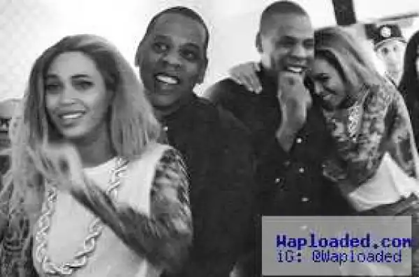 Beyonce releases backstage photos with her Husband from her Formation World Tour